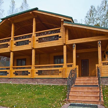 Комплекс Відпочинку Goldfіsh Сlub Guest House Babintsy Exterior photo
