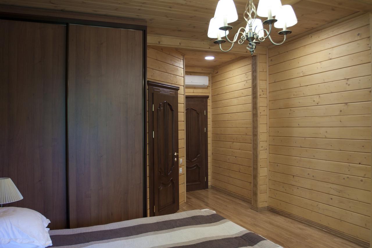 Комплекс Відпочинку Goldfіsh Сlub Guest House Babintsy Room photo