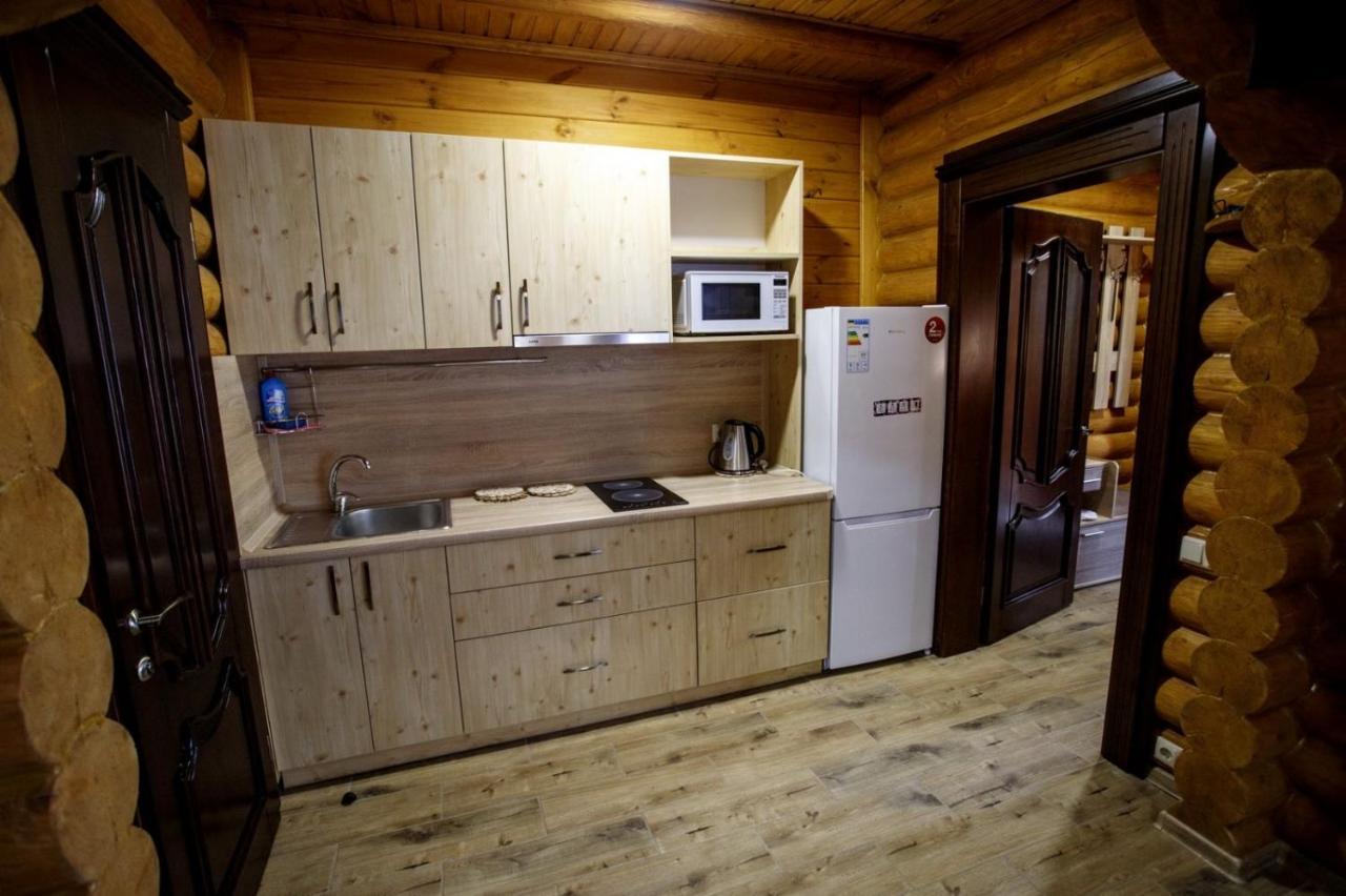 Комплекс Відпочинку Goldfіsh Сlub Guest House Babintsy Exterior photo